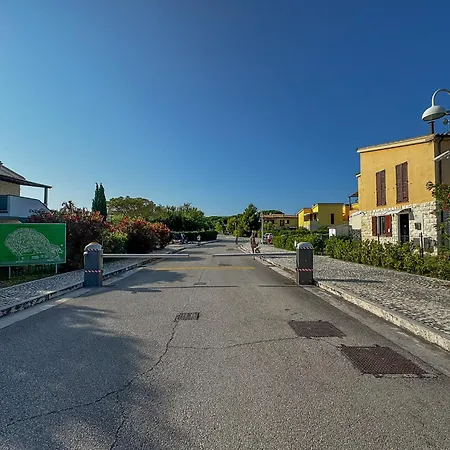 Appartamento Relax, Piscina&balcone Nel By Host Hero